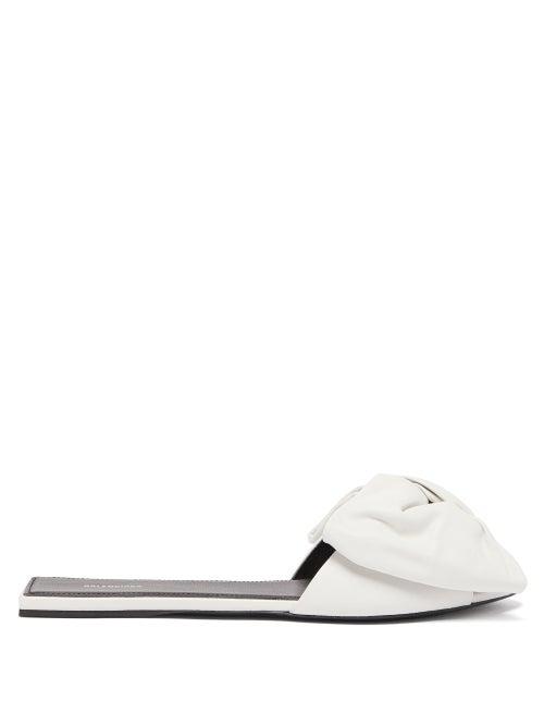 Matchesfashion.com Balenciaga - Bow Embellished Leather Slides - Womens - White