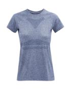Matchesfashion.com Lndr - Quest Performance T Shirt - Womens - Light Blue