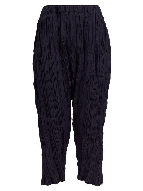 Matchesfashion.com Issey Miyake - Splash Pleat High Rise Trousers - Womens - Black