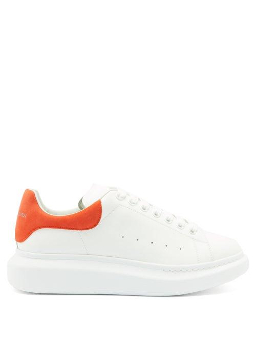 Matchesfashion.com Alexander Mcqueen - Raised-sole Leather Trainers - Mens - White