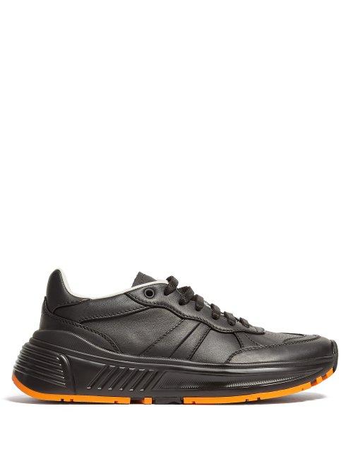 Matchesfashion.com Bottega Veneta - Low Top Leather Trainers - Womens - Black