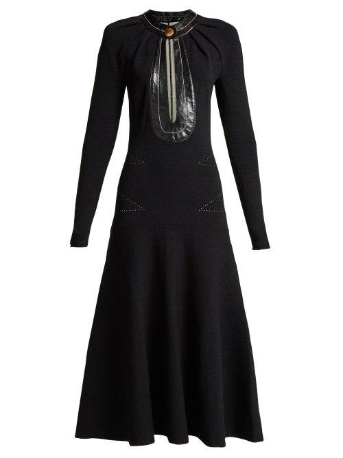Matchesfashion.com Proenza Schouler - Keyhole Leather Trimmed Stretch Knit Dress - Womens - Black