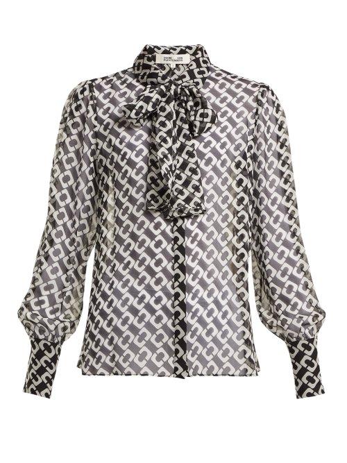 Matchesfashion.com Diane Von Furstenberg - Chain Link Print Silk Chiffon Pussy Bow Blouse - Womens - Black White