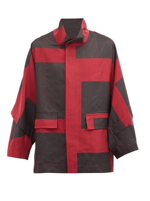 Matchesfashion.com Issey Miyake Men - Geometric-panel Twill Overcoat - Mens - Red