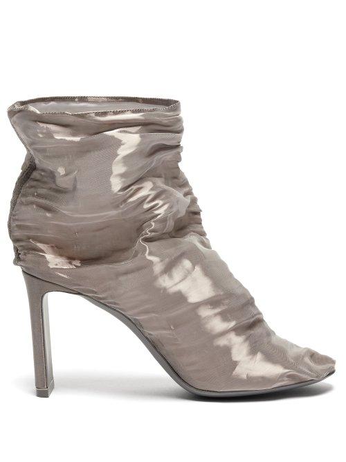Matchesfashion.com Nicholas Kirkwood - D'arcy Gathered Metallic Tulle Boots - Womens - Silver
