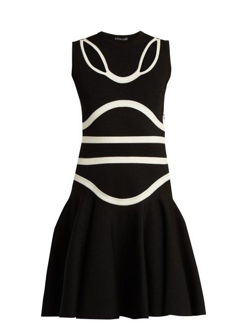 Matchesfashion.com Alexander Mcqueen - Panelled Knitted Midi Dress - Womens - Black White