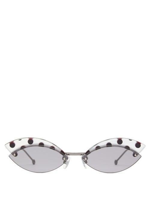 Matchesfashion.com Fendi - Defender Cat Eye Metal Sunglasses - Womens - Black Red Print