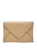Matchesfashion.com The Row - Envelope Leather Clutch - Womens - Tan