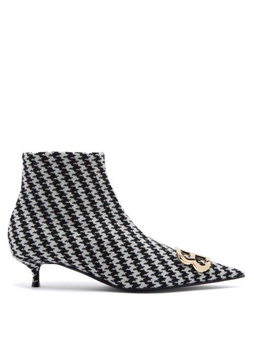 Matchesfashion.com Balenciaga - Houndstooth Bb Ankle Boots - Womens - Black White