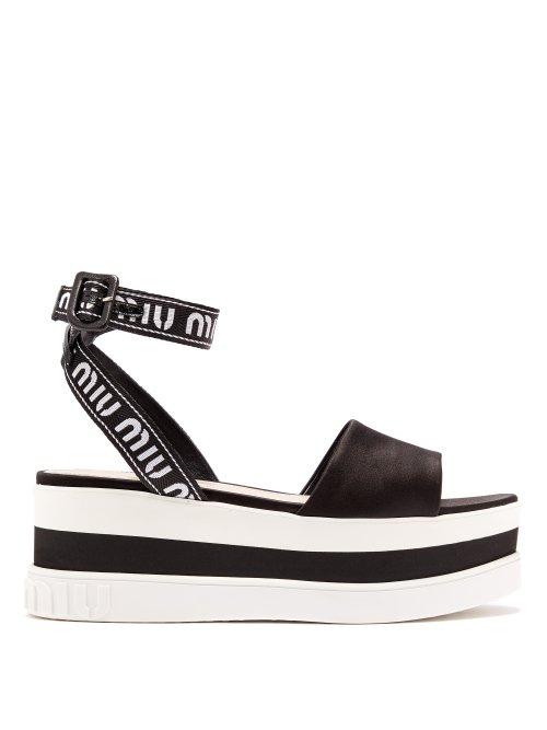 Matchesfashion.com Miu Miu - Logo Jacquard Satin Flatform Sandals - Womens - Black White