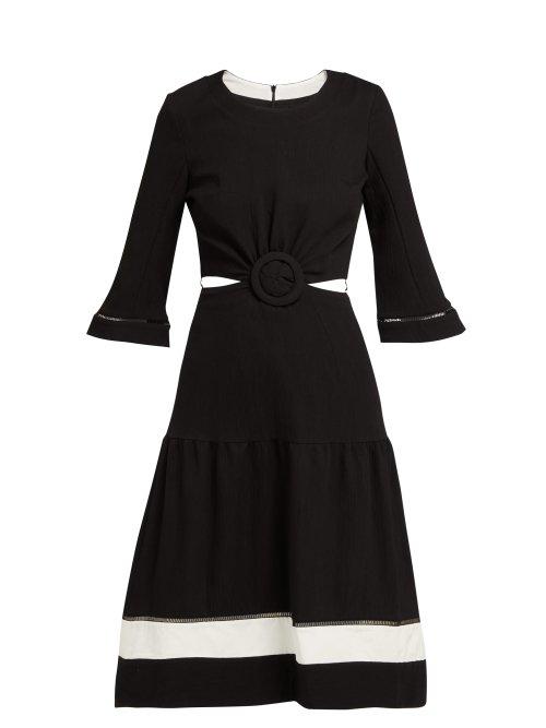 Matchesfashion.com Zeus + Dione - Parthenon Buckled Pliss Dress - Womens - Black White