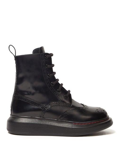 Matchesfashion.com Alexander Mcqueen - Brogue Platform Sole Leather Boots - Womens - Black