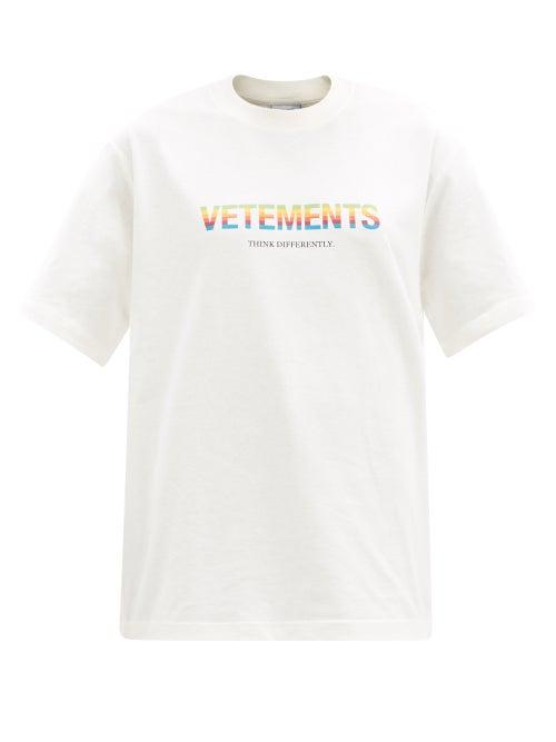 Matchesfashion.com Vetements - Think Differently-print Cotton-jersey T-shirt - Womens - White