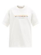 Matchesfashion.com Vetements - Think Differently-print Cotton-jersey T-shirt - Womens - White