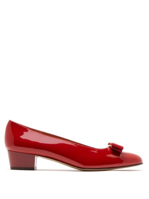 Matchesfashion.com Salvatore Ferragamo - Vara Patent-leather Pumps - Womens - Red