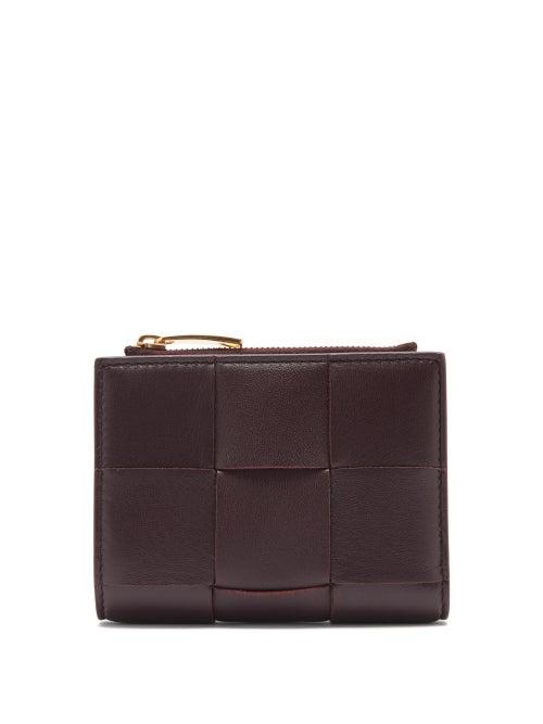 Matchesfashion.com Bottega Veneta - Zipped Intrecciato-leather Cardholder - Womens - Brown