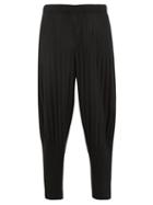 Matchesfashion.com Homme Plisse Issey Miyake - Pleated Tapered Trousers - Mens - Black