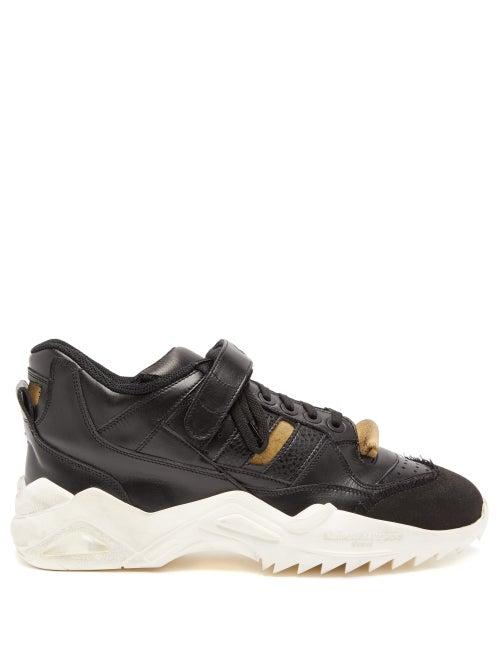 Matchesfashion.com Maison Margiela - Retro Fit Chunky Leather Trainers - Mens - Black White