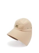 Matchesfashion.com Burberry - Logo-plaque Cotton Bonnet Hat - Womens - Beige