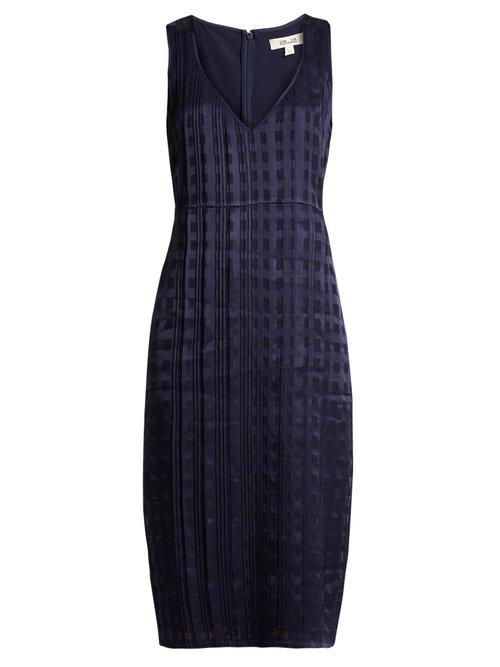 Matchesfashion.com Diane Von Furstenberg - V Neck Sleeveless Textured Satin Dress - Womens - Navy