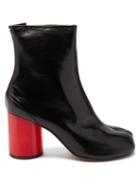 Matchesfashion.com Maison Margiela - Tabi Split Toe Holographic Heel Leather Boots - Womens - Black Red