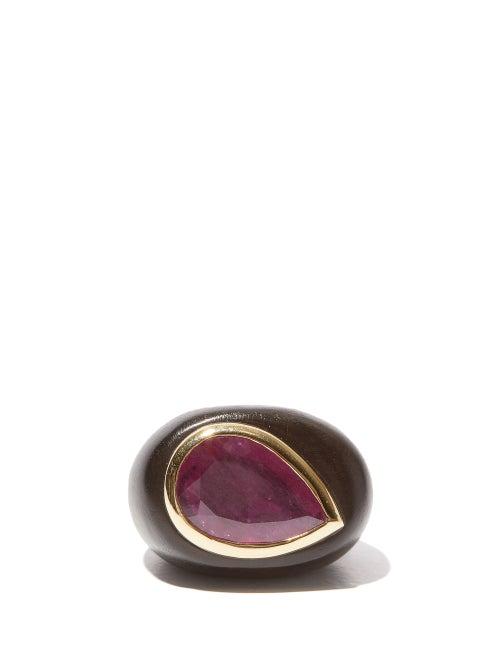 Matchesfashion.com Rosa De La Cruz - Ruby, 18kt Gold & Ebony-wood Ring - Womens - Black Pink