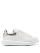 Matchesfashion.com Alexander Mcqueen - Raised Sole Low Top Leather Trainers - Womens - White Silver