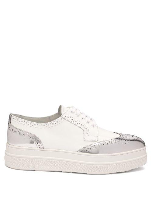 Matchesfashion.com Prada - Metallic Leather Platform Brogues - Womens - White Silver