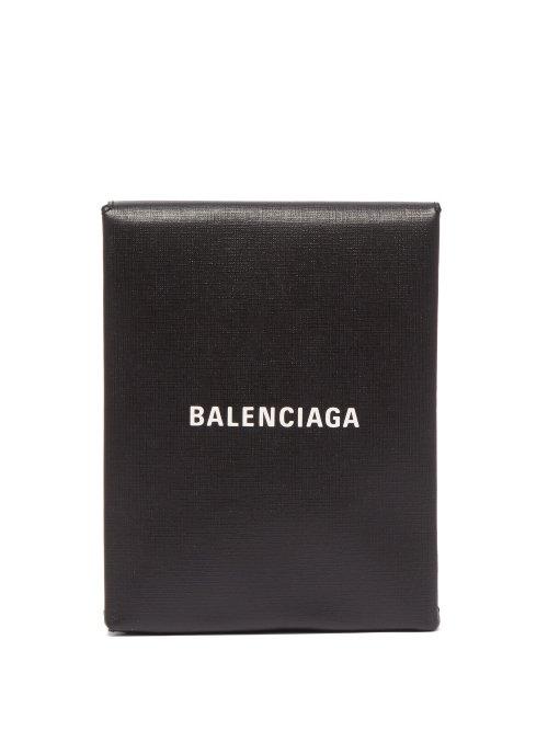 Matchesfashion.com Balenciaga - Logo Print Leather Clutch - Womens - Black