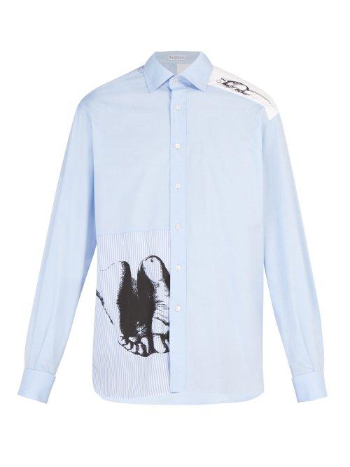 Matchesfashion.com Jw Anderson - Mouse And Feet Print Contrast Panel Cotton Shirt - Mens - Light Blue