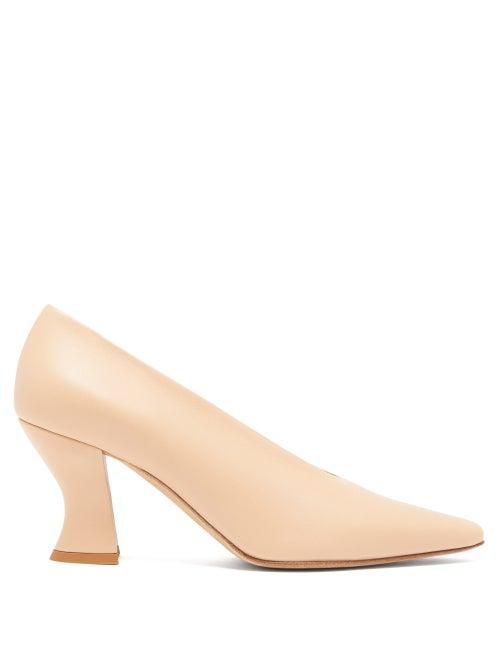 Matchesfashion.com Bottega Veneta - Almond Curved-heel Leather Pumps - Womens - Nude