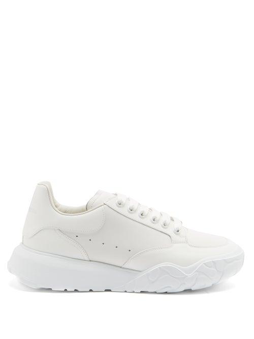 Matchesfashion.com Alexander Mcqueen - Court Raised-sole Leather Trainers - Mens - White