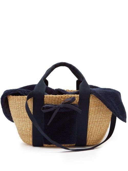 Matchesfashion.com Muu - George Shearling And Woven Straw Bag - Womens - Navy