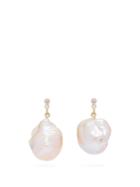 Matchesfashion.com Nadia Shelbaya - 217 Peachy Baroque Pearl Earrings - Womens - Pearl
