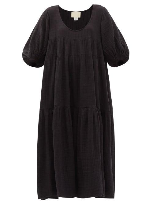 Matchesfashion.com Anaak - Nina Tiered Crinkled-cotton Maxi Dress - Womens - Black
