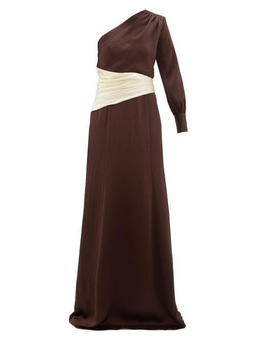 Matchesfashion.com Rebecca De Ravenel - Helga One Shoulder Hammered Silk Gown - Womens - Brown White
