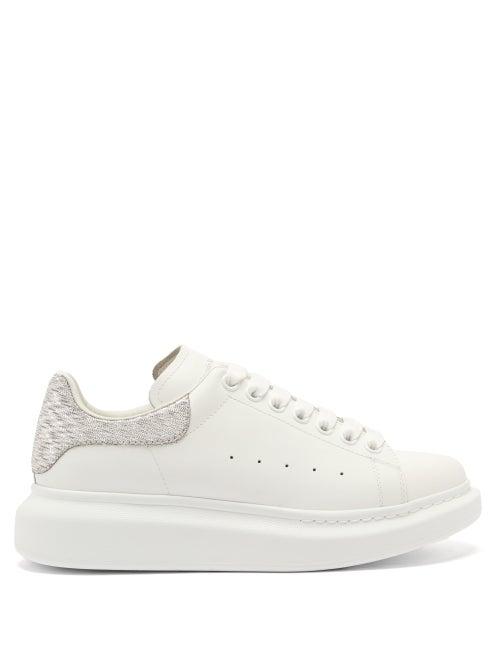 Matchesfashion.com Alexander Mcqueen - Oversized Raised-sole Leather Trainers - Womens - White Silver