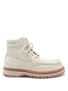 Matchesfashion.com Jacquemus - Garrigue Suede Ankle Boots - Mens - White / Ivory