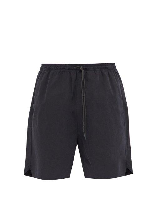 Matchesfashion.com Kuro - Cotton Twill Shorts - Mens - Black