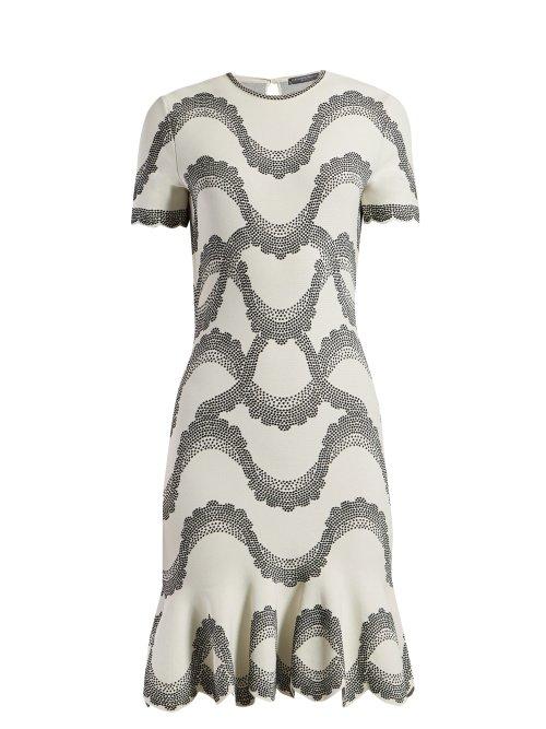 Matchesfashion.com Alexander Mcqueen - Wave Jacquard Dress - Womens - Black White