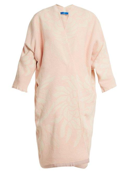 Matchesfashion.com Marit Ilison - Reversible Floral Jacquard Cotton Chenille Coat - Womens - Pink White