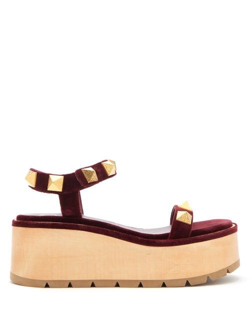 Matchesfashion.com Valentino Garavani - Upstud Suede Flatform Sandals - Womens - Burgundy