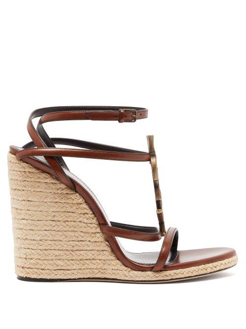 Matchesfashion.com Saint Laurent - Cassandra Ysl Monogram Leather Wedge Sandals - Womens - Tan