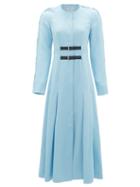 Matchesfashion.com Gabriela Hearst - Arianna Whipstitched Raglan-sleeve Midi Dress - Womens - Light Blue