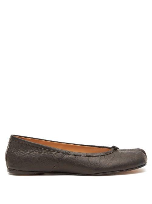 Maison Margiela - Tabi Split-toe Crinkled-leather Ballet Flats - Womens - Black