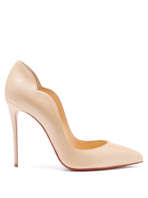 Matchesfashion.com Christian Louboutin - Hot Chick 100 Scalloped-edge Leather Pumps - Womens - Nude