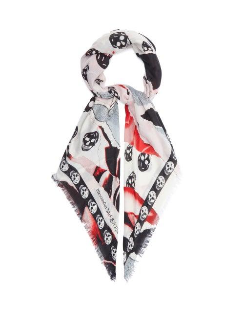 Matchesfashion.com Alexander Mcqueen - Skull And Rose Print Scarf - Womens - Pink