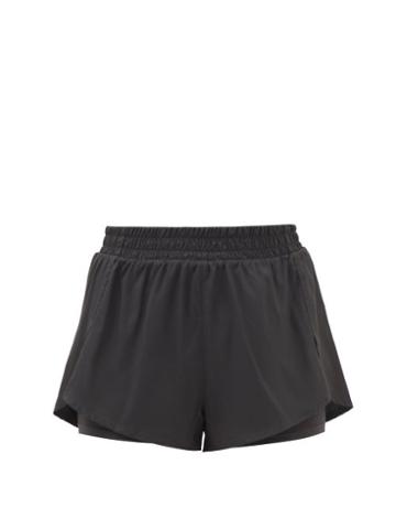 Girlfriend Collective - Shell Trail Shorts - Womens - Black