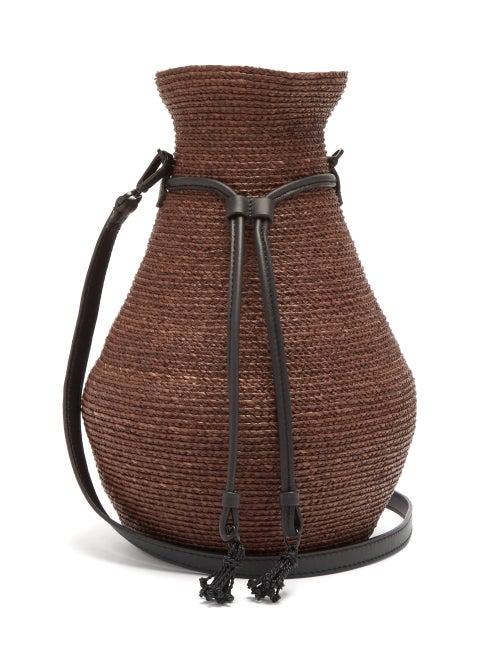 Matchesfashion.com Albus Lumen - X Helen Kaminski Figura Raffia Cross Body Bag - Womens - Brown