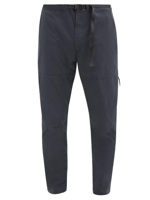 Matchesfashion.com Descente Allterrain - Parachute Belted-waist Ripstop Trousers - Mens - Black